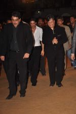 Shahrukh Khan at Priyanka Soorma_s wedding in Race Course on 28th Nov 2011 (18).JPG